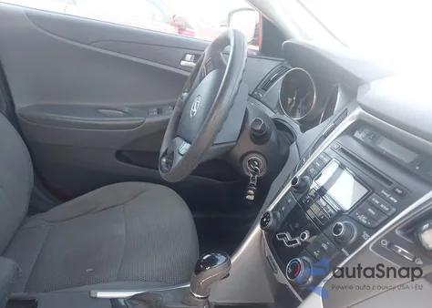 2013 Hyundai Sonata Gls z USA, uszkodzony, nr VIN 5NPEB4AC0DH568371